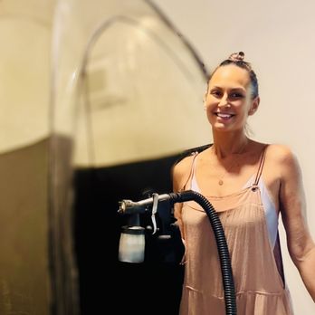 North Shore Spray Tans - Owner and Certified spray tan artist - Spray Tanning Near Me North Shore Spray Tans - Owner and Certified spray tan artist - Spray Tanning Near Me