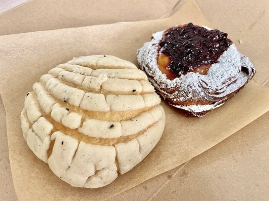 Comadre Panadería by null Comadre Panadería by null