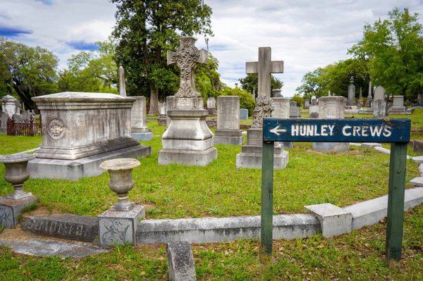 Magnolia Cemetery Trust by null