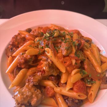 Swiss Bar & Restaurant - Italian Near Me - Sonoma, California