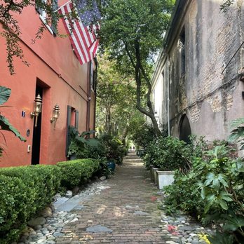 Charleston Sole Walking Tours - Walking Tours Near Me - Charleston, South Carolina Charleston Sole Walking Tours - Walking Tours Near Me - Charleston, South Carolina