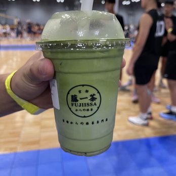 Fujiissa - Iced Matcha latte - Coffee & Tea Near Me - New York, New York