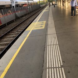 Bahnsteig richtung siebenhirten
