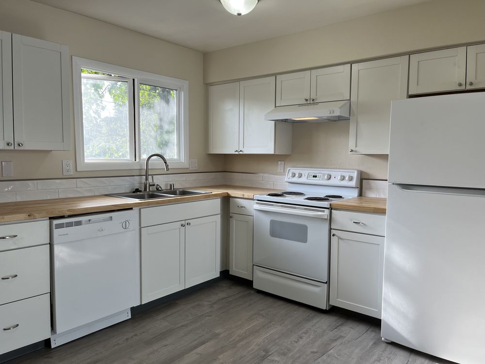 Spurres Managment and Development - property management company in Anchorage, AK