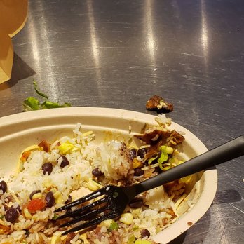 Chipotle Mexican Grill - Mexican Near Me - Toronto, Ontario