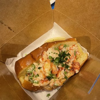 Red's Best - Lobster roll - Seafood Near Me - Boston, Massachusetts Red's Best - Lobster roll - Seafood Near Me - Boston, Massachusetts