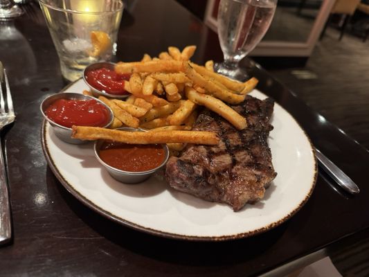 Lockwood Restaurant & Bar by null