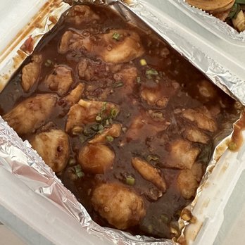 New China Foods - a tray of chicken and noodles - Chinese Near Me - Milpitas, California New China Foods - a tray of chicken and noodles - Chinese Near Me - Milpitas, California