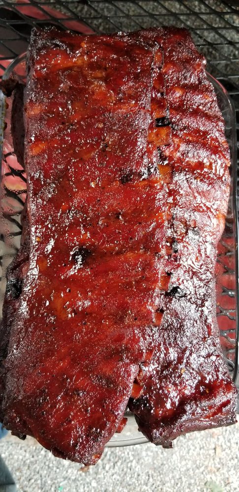 Smokehouse Bar-B-Que Logo