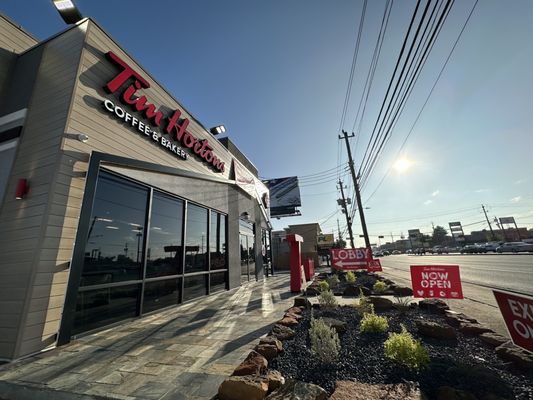 Tim Hortons by null