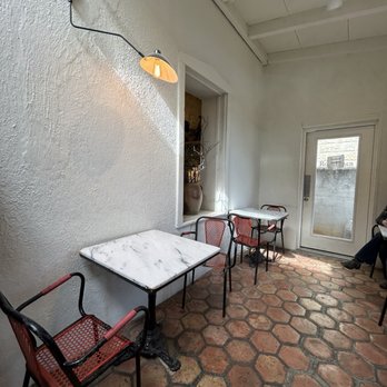Rockhaus Coffee - Coffee & Tea Near Me - Fredericksburg, Texas