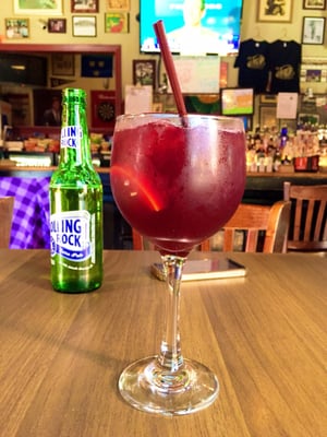 Henry's Uptown Bar by null