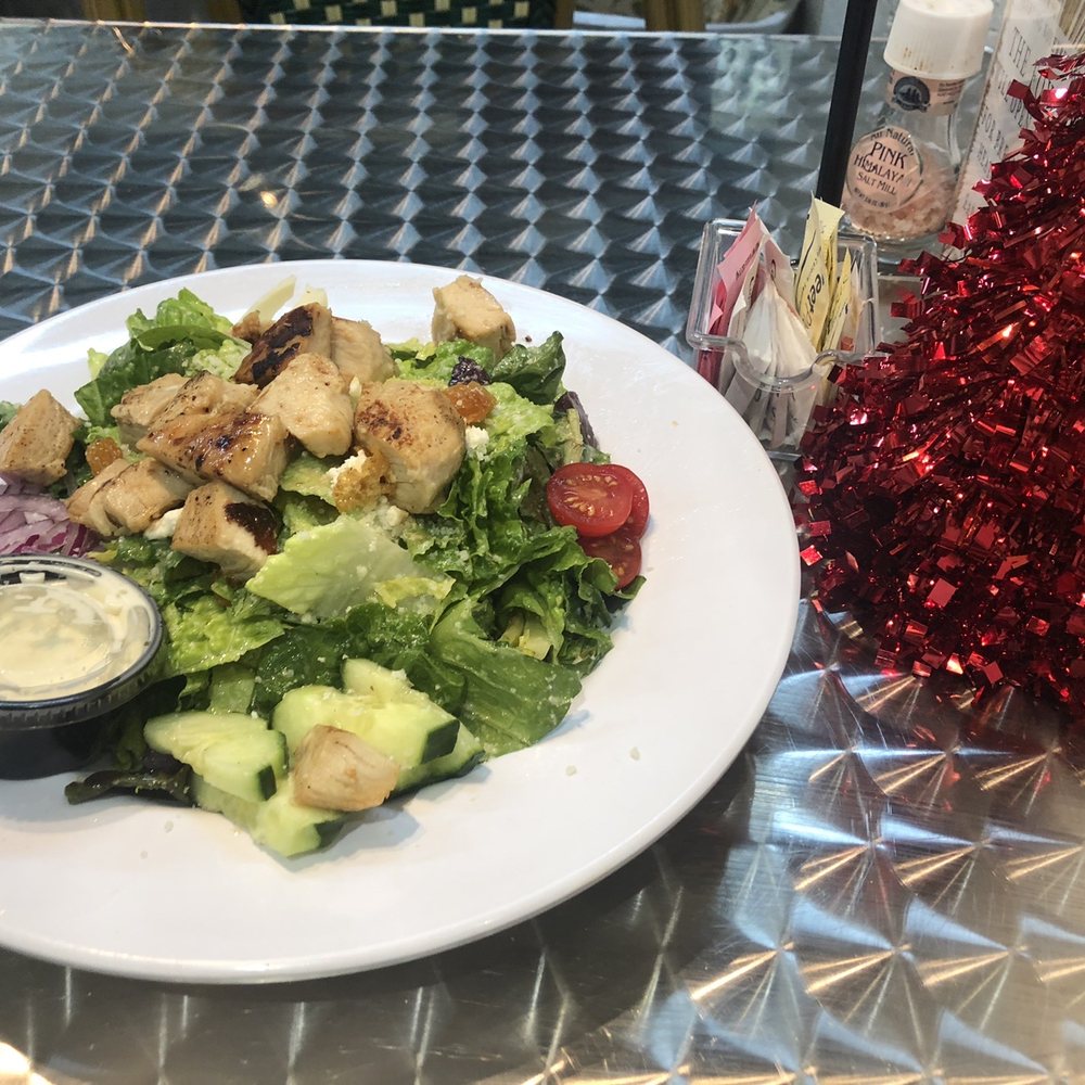 Heather V's Cafe - Shack Salad + chicken - Cafes Near Me - Baton Rouge, Louisiana