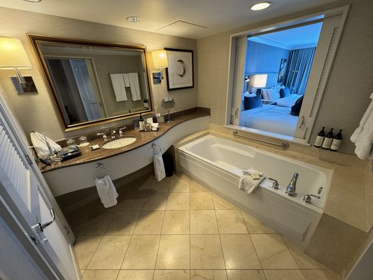 Fairmont Vancouver Airport by null