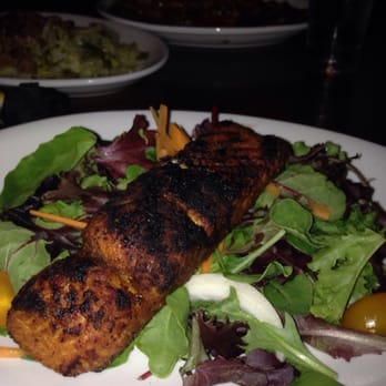 Ja' Grill Hyde Park - Salmon salad with jerked salmon. - Lounges Near Me - Chicago, Illinois