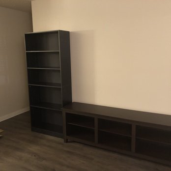 Metropolitan Towers - Apartments Near Me - Vancouver, British Columbia