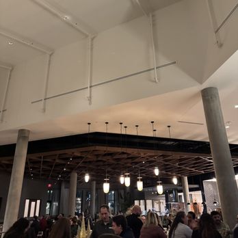 Kyndred Hearth - Pizza Near Me - Eagan, Minnesota