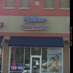 Highly recommend! SOPHIA did a fantastic job! Price is very reasonable.Ambiance is warm and welcoming, treatment rooms are clean.Great find!