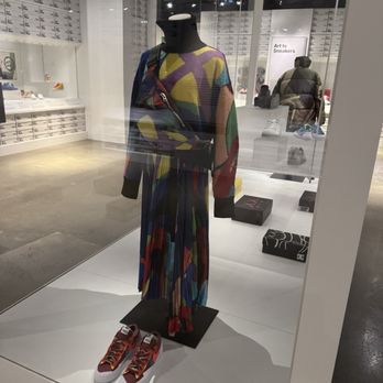 The Bata Shoe Museum - Museums Near Me - Toronto, Ontario