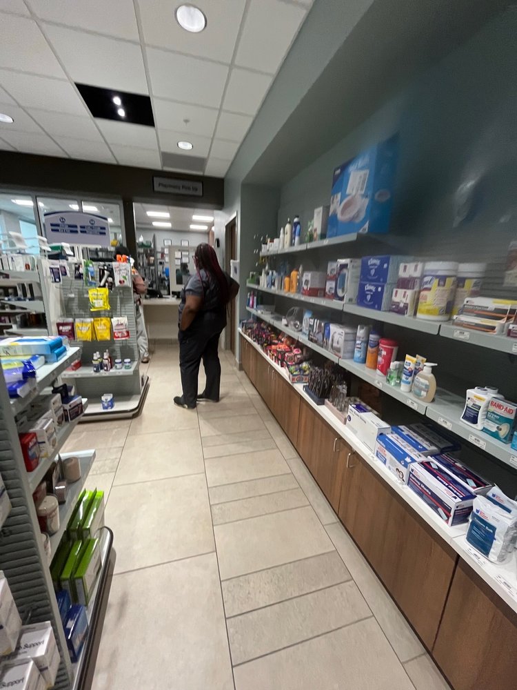 UNC PHARMACY AT PANTHER CREEK 11 Photos 6715 McCrimmon Pkwy, Cary