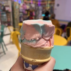 Beach Bunny Ice Cream and Coffee - Cotton candy