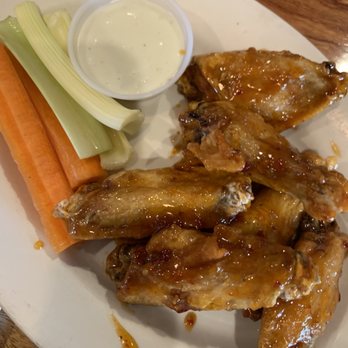 Olive On Main - HH menu item 6 wings (chili ) - Mediterranean Near Me - Laurel, Maryland
