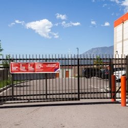 Public Storage