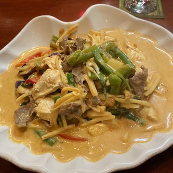 Lamai Thai Restaurant - Chicken & beef combo red curry - Thai Near Me - Jacksonville, Florida Lamai Thai Restaurant - Chicken & beef combo red curry - Thai Near Me - Jacksonville, Florida