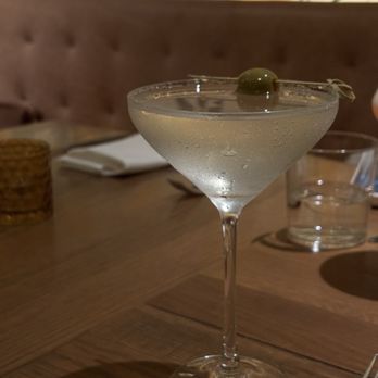 Costa Kitchen & Bar - Locals Martini - New American Near Me - Santa Barbara, California Costa Kitchen & Bar - Locals Martini - New American Near Me - Santa Barbara, California
