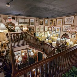 Brody's Lamps & Lamp Shades