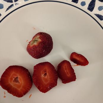 Creekmore's Place - Fresh, ripe strawberries. Creekmore's Place 4/24/22. - Virginia Beach, Virginia Creekmore's Place - Fresh, ripe strawberries. Creekmore's Place 4/24/22. - Virginia Beach, Virginia
