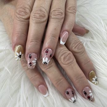 W Beauty Spa - Nail Salons Near Me - Chatsworth, California