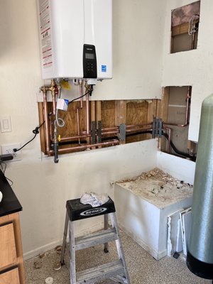 Clear Way Plumbing Logo