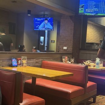Chili's - Bright horrible lights - Tex-Mex Near Me - Mission Viejo, California