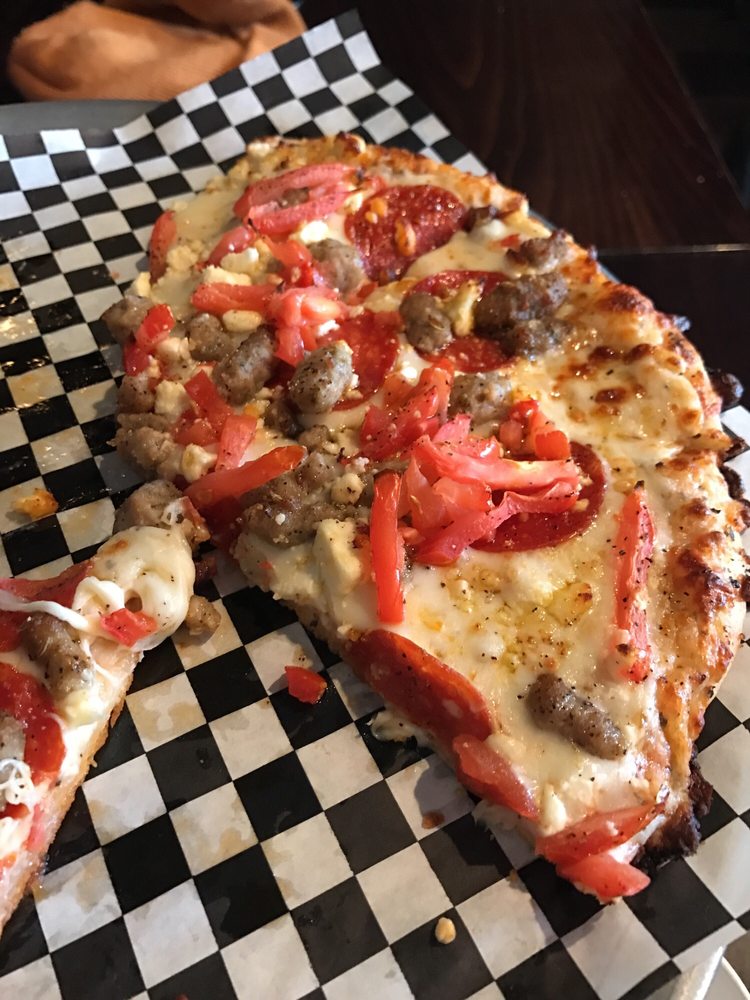 BEAR CREEK PIZZA DEN 26 Photos & 91 Reviews Pizza 6201 Minaret Rd