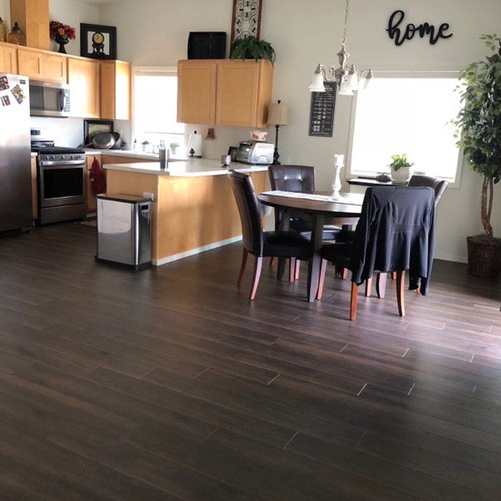Lifestyle Flooring - After - Dining/Kitchen - Flooring Near Me - Vancouver, Washington Lifestyle Flooring - After - Dining/Kitchen - Flooring Near Me - Vancouver, Washington