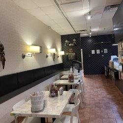 Pho La La - Seating