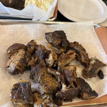 Au Jus - Pork Barbecued Pork Sparerib Tips - Barbeque Near Me - New York, New York Au Jus - Pork Barbecued Pork Sparerib Tips - Barbeque Near Me - New York, New York