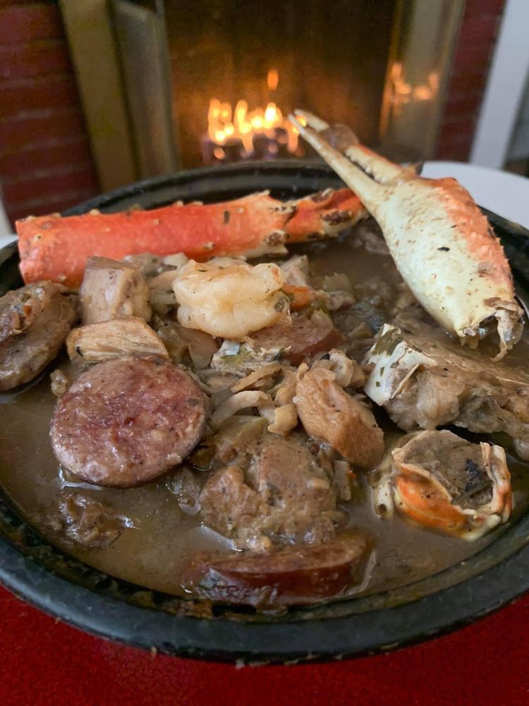 Crazy Creole Caterer Logo