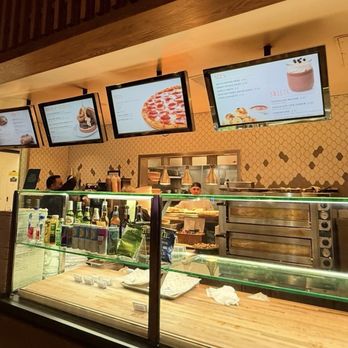 Snacks At The Bellagio - Cafes Near Me - Las Vegas, Nevada