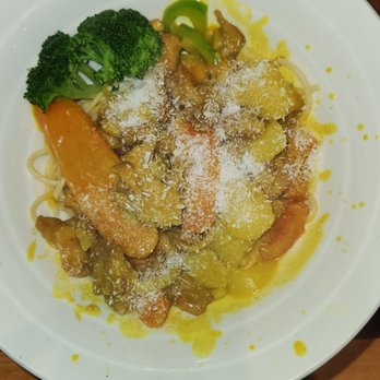 Tim's Kitchen - Chicken Steak with Portuguese Sauce Over Spaghetti - Asian Fusion Near Me - Davis, California