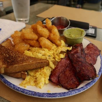 Poppys Bagels - Turkey bacon scrambled eggs - Bagels Near Me - New York, New York