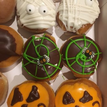 Krispy Kreme - Mummy, Spider Web, and Jack-o-Lantern Doughnuts - Donuts Near Me - New York, New York Krispy Kreme - Mummy, Spider Web, and Jack-o-Lantern Doughnuts - Donuts Near Me - New York, New York