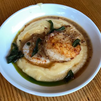 Bar Acuda - seared sea scallops - Tapas Bars Near Me - Hanalei, Hawaii