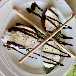 Mozzarella Caprese Mozzarella Caprese
