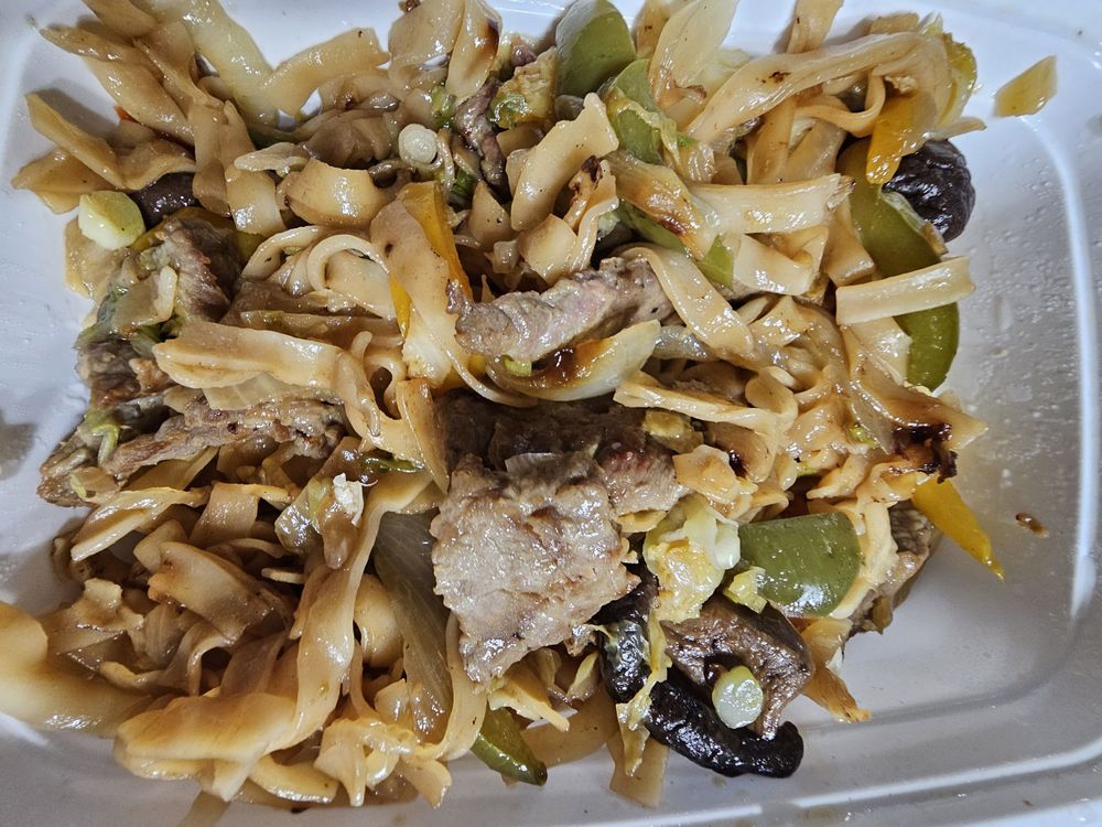 Food from Lin’s Takeout Kitchen