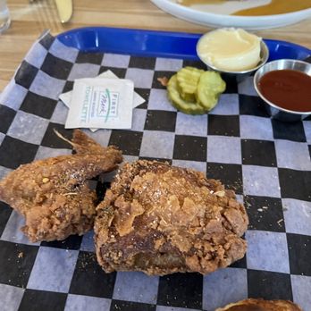 Bunny's Buckets & Bubbles - Two piece - Chicken Shop Near Me - Baltimore, Maryland Bunny's Buckets & Bubbles - Two piece - Chicken Shop Near Me - Baltimore, Maryland