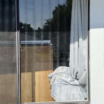 Rialto Glass - Glass replacement - Windows Installation Near Me - Rialto, California