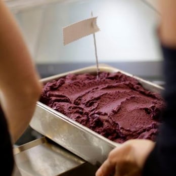 Luicella's - Ohne Farbstoffe gibt es so eine satte Farbe. - Ice Cream & Frozen Yogurt Near Me - Hamburg, HH Luicella's - Ohne Farbstoffe gibt es so eine satte Farbe. - Ice Cream & Frozen Yogurt Near Me - Hamburg, HH