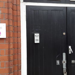 Roots Dental Laboratory - Press the buzzer and one of the Technicians will greet you.